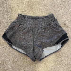 lululemon grey feathered low rise 2.5” shorts